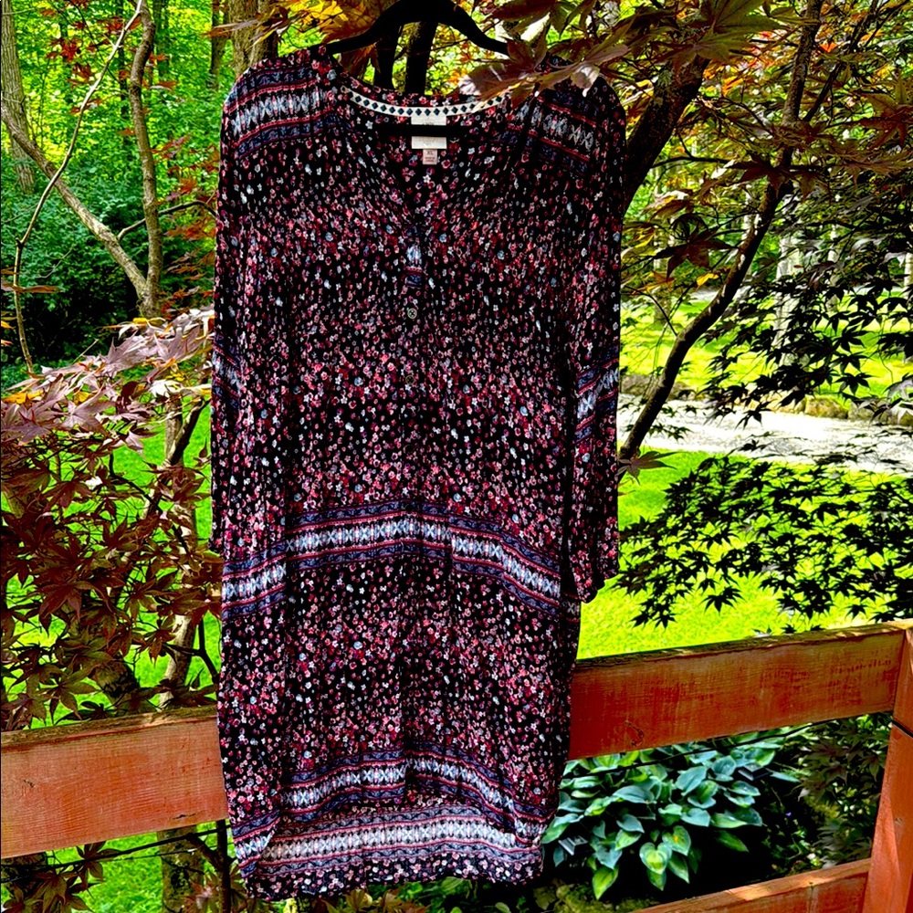 Knox Rose floral, long sleeved, button down shirt dress. Size XL